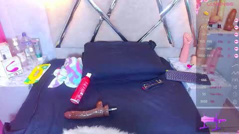 alejandra martins online show from March 7, 4:20 am