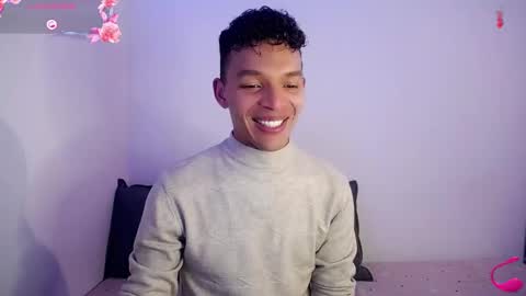 Alejandro online show from December 15, 1:02 am