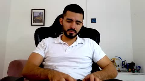 Snapshot of alejandroo_7 chatting on July 19, 5:16 pm alejandroo_7 online show from July 19, 5:16 pm