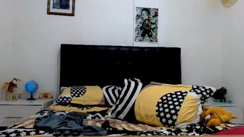 Snapshot of alejandroo_7 chatting on July 28, 8:52 pm alejandroo_7 online show from July 28, 8:52 pm