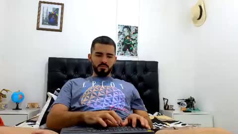Snapshot of alejandroo_7 chatting on July 31, 7:13 pm alejandroo_7 online show from July 31, 7:13 pm
