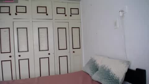 Snapshot of alejaxxxhot chatting on October 21, 3:46 pm alejaxxxhot online show from October 21, 3:46 pm