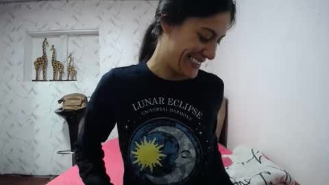 Snapshot of alejaxxxhot chatting on March 16, 12:09 pm alejaxxxhot online show from March 16, 12:09 pm