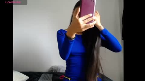 alejaxxxhot online show from July 15, 4:12 pm
