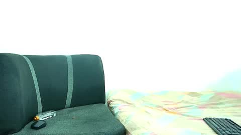 Snapshot of alejo_21cm chatting on December 13, 6:16 pm alejo_21cm online show from December 13, 6:16 pm