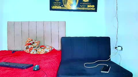 alejo_21cm online show from March 15, 11:05 am