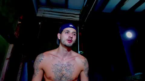 alejo_323__ online show from June 22, 2:24 am