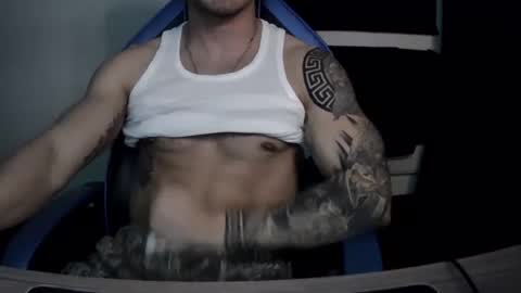 Snapshot of alejoduarte16 chatting on March 11, 6:25 pm alejoduarte16 online show from March 11, 6:25 pm