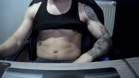 Snapshot of alejoduarte16 chatting on April 23, 4:09 pm alejoduarte16 online show from April 23, 4:09 pm