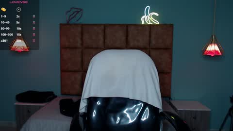 ALejoo Saenz online show from December 4, 12:08 am