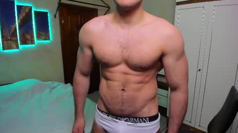 Snapshot of aleks_brown chatting on June 19, 10:13 pm aleks_brown online show from June 19, 10:13 pm