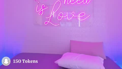 Snapshot of aleksandra_miller chatting on November 7, 12:38 pm Aleksandra online show from November 7, 12:38 pm