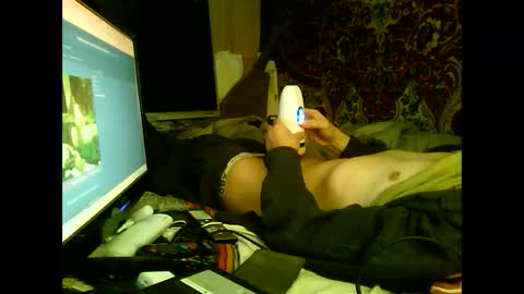 alekss4 online show from February 18, 1:11 pm