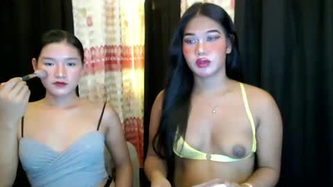Snapshot of alena_sanggre69 chatting on December 14, 10:53 am Kimmygirl online show from December 14, 10:53 am