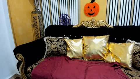 alenarios online show from October 28, 7:56 am