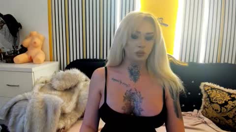 alenarios online show from November 24, 7:41 am