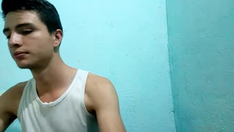 Snapshot of aleo_011 chatting on January 7, 7:28 pm Alejandro online show from January 7, 7:28 pm