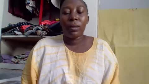 Noreen Kennth and Emilly online show from October 22, 6:07 pm