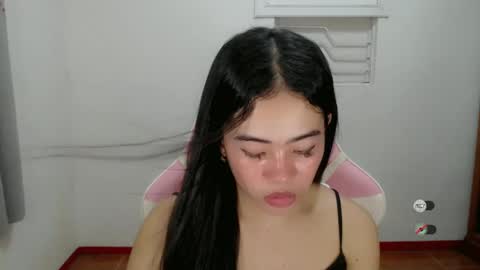 Snapshot of alesha_vibe_me chatting on January 3, 5:10 pm alesha_vibe_me online show from January 3, 5:10 pm