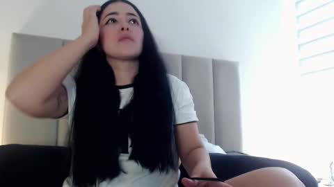 Aleska online show from December 3, 2:59 pm