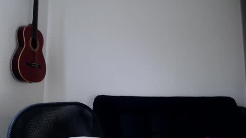 Aleska online show from February 12, 4:35 pm