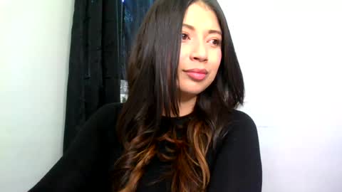QUEEN OFF MILk  IM BACK  15 NOV online show from July 25, 7:33 pm