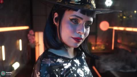 Snapshot of alessa_goreng chatting on November 1, 7:43 am Alessa Goreng online show from November 1, 7:43 am