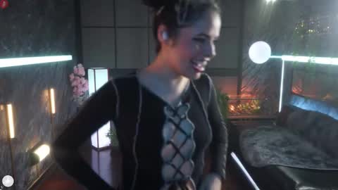 Snapshot of alessa_goreng chatting on November 8, 8:36 am Alessa Goreng online show from November 8, 8:36 am