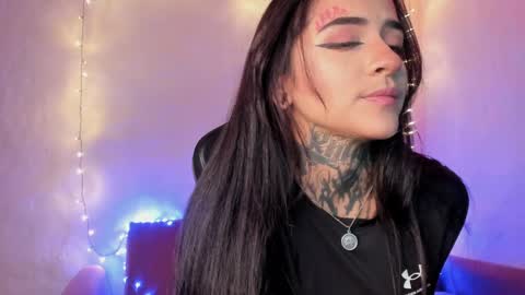 Snapshot of alessafrost_ chatting on December 16, 6:21 am Onlyfans Babykarma6 online show from December 16, 6:21 am