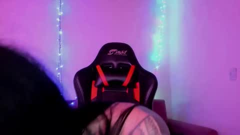 Snapshot of alessafrost_ chatting on December 4, 12:42 am Onlyfans Babykarma6 online show from December 4, 12:42 am