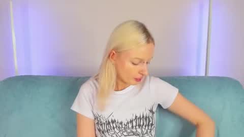 alessakiss online show from June 16, 8:17 am
