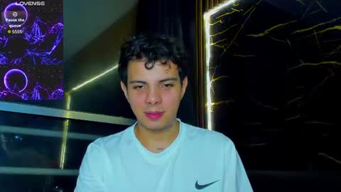 Alessandro online show from June 19, 5:01 am