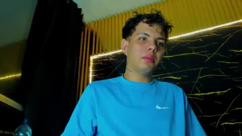 Alessandro online show from July 2, 5:35 am