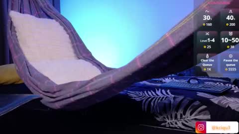 Kciqu3  Independent model online show from December 20, 4:19 am