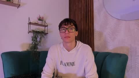 Snapshot of alessandro_dybala chatting on September 25, 11:58 am Alessandro Dybala online show from September 25, 11:58 am