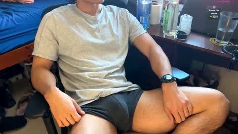 Snapshot of alessandro_fantasia chatting on January 11, 9:09 pm Alessandro online show from January 11, 9:09 pm