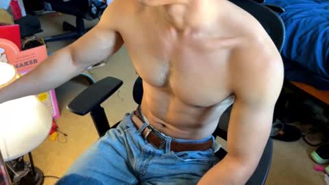 Snapshot of alessandro_fantasia chatting on January 17, 9:07 pm Alessandro online show from January 17, 9:07 pm