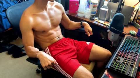 Snapshot of alessandro_fantasia chatting on March 8, 7:28 pm Alessandro online show from March 8, 7:28 pm