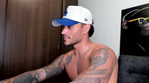 Snapshot of alessandro_vanni chatting on March 11, 5:38 am Alessandro Vanni online show from March 11, 5:38 am