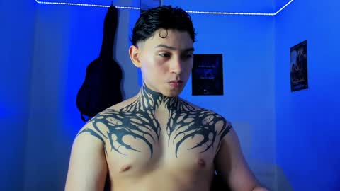 Snapshot of alessandro_wolf chatting on January 14, 12:54 am Alessandro online show from January 14, 12:54 am