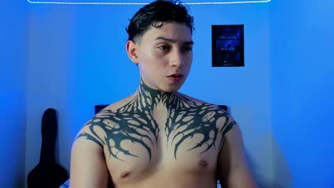 Snapshot of alessandro_wolf chatting on January 28, 12:05 am Alessandro online show from January 28, 12:05 am