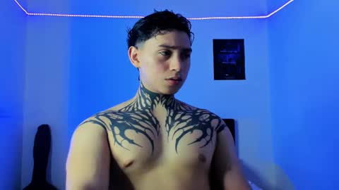 Snapshot of alessandro_wolf chatting on February 21, 12:27 am Alessandro online show from February 21, 12:27 am