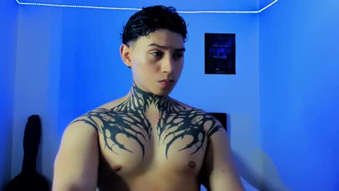 Snapshot of alessandro_wolf chatting on February 22, 1:11 am Alessandro online show from February 22, 1:11 am