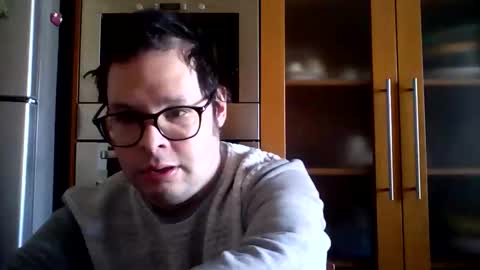 Snapshot of alessandroa6 chatting on April 6, 8:59 am alessandro online show from April 6, 8:59 am
