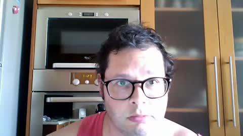 Snapshot of alessandroa6 chatting on July 4, 9:26 am alessandro online show from July 4, 9:26 am