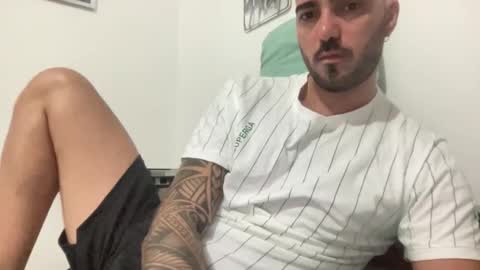 Snapshot of alessandromori91 chatting on September 21, 7:37 pm alessandromori91 online show from September 21, 7:37 pm