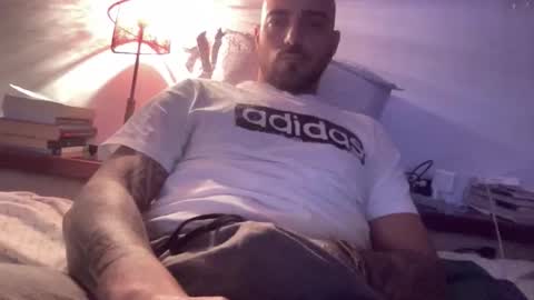 Snapshot of alessandromori91 chatting on December 5, 12:19 am alessandromori91 online show from December 5, 12:19 am