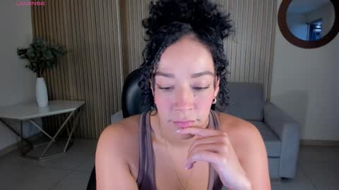 ALESSA ROMERO  online show from February 9, 7:40 pm