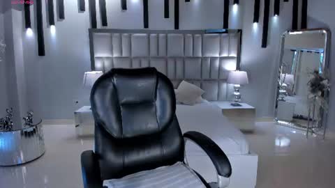 ALESSA ROMERO  online show from July 15, 7:52 pm