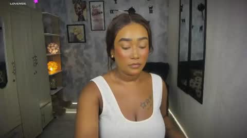 Yy  online show from June 25, 11:31 pm
